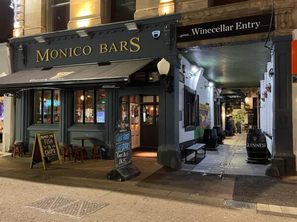 Best Sports Bars in Coventry - Rose & Crown (Coventry)