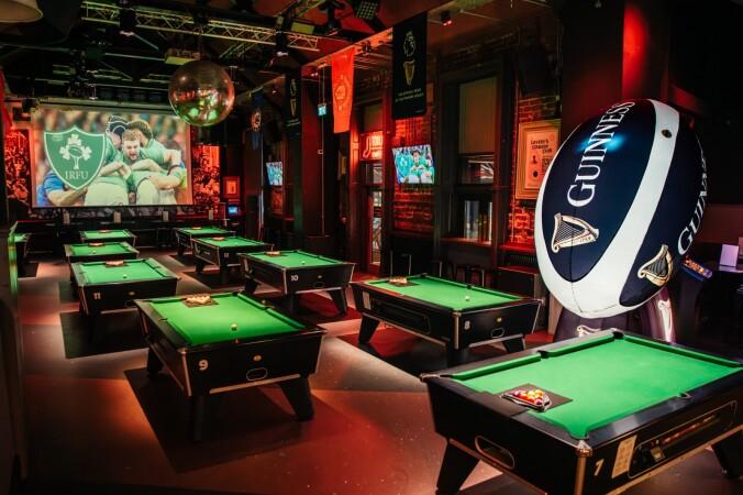 Best Sports Bars in London - The Dickens Tavern