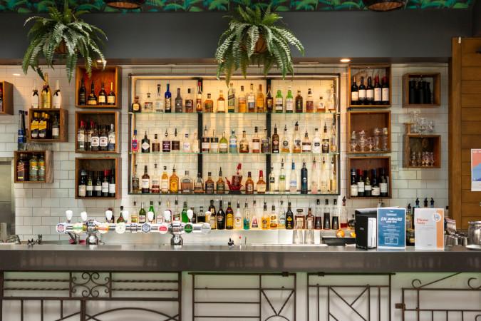 Best Sports Bars in Chatham - Prince Of Wales Chatham